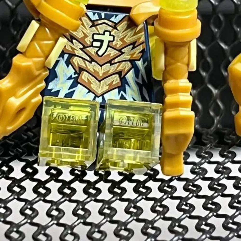 LEGO Ninjago Crystalized Golden Dragon Jay Minifigure